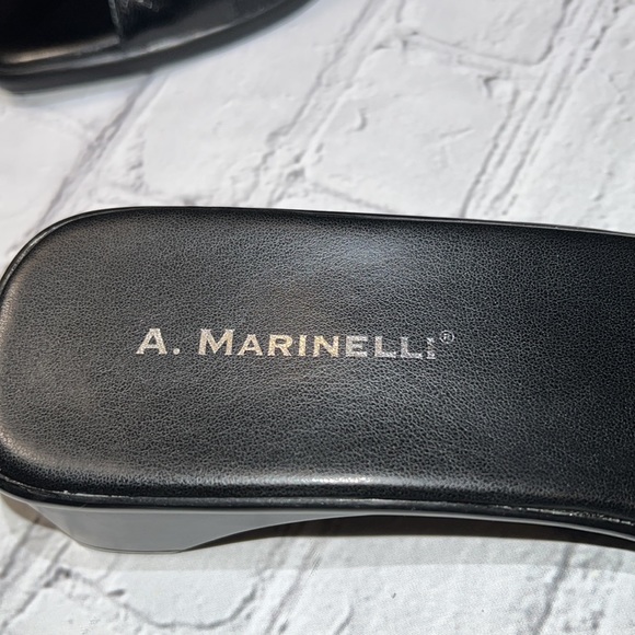 A. Marinelli Black Leather Low Heeled Sandals - Size 8.5 M - Picture 9 of 16